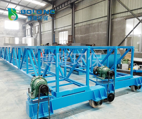 行車(chē)式刮吸泥機(jī)